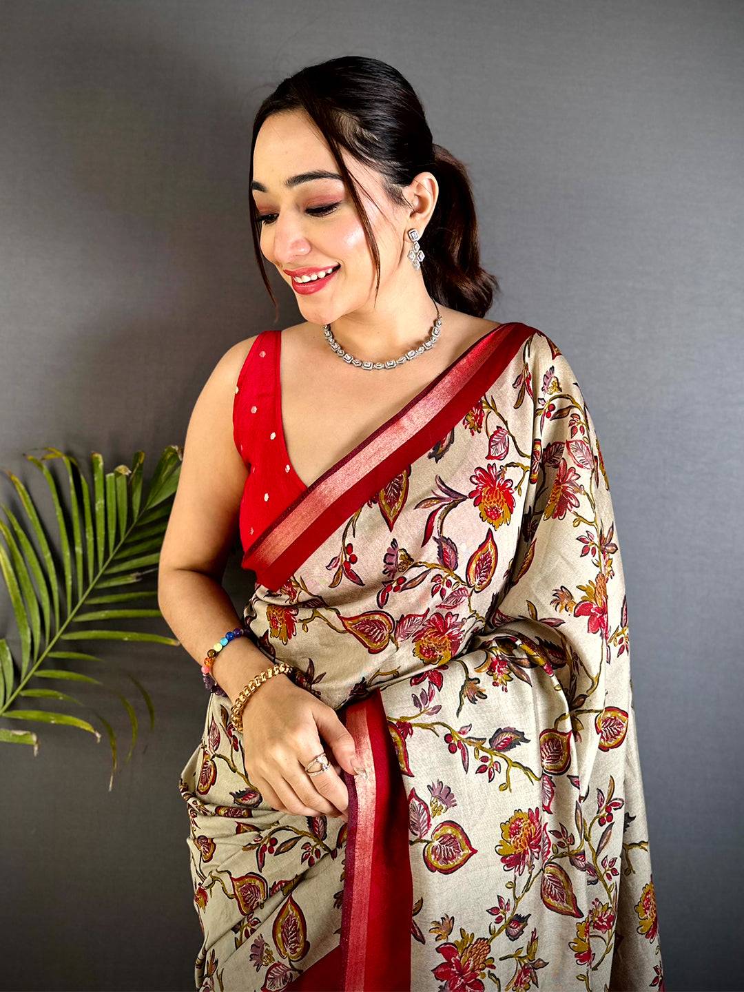 Red Floral Phulkari Mul Cotton Saree